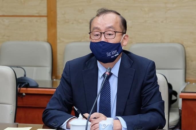 Vietnam on right track to combat COVID-19, says WHO representative